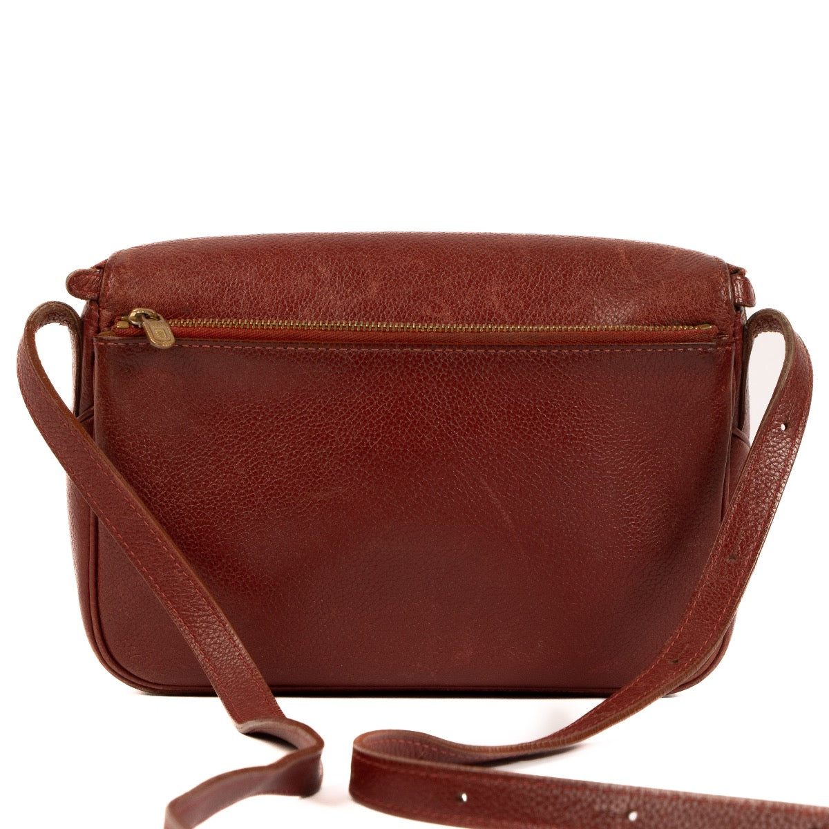 Shop 100% authentic second-hand Delvaux Macao Burgundy Leather Crossbody on Labellov.com
