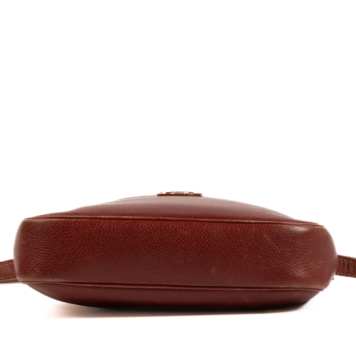 Shop 100% authentic second-hand Delvaux Macao Burgundy Leather Crossbody on Labellov.com