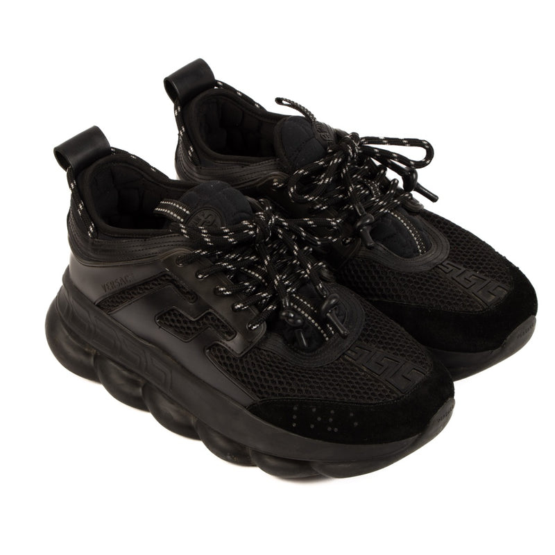 Shop safe online at Labellov in Antwerp, Brussels and Knokke these 100% authentic second hand Versace x 2 Chainz Black Chain Reaction Sneakers - size 41