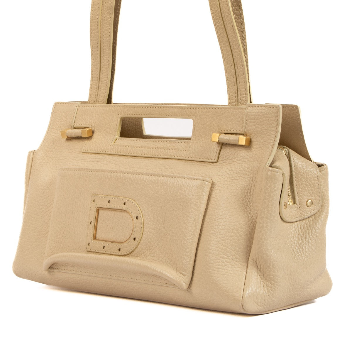 Shop safe online at Labellov in Antwerp, Brussel and Knokke this 100% authentic Delvaux Beige Benjamin PM Shoulder Bag