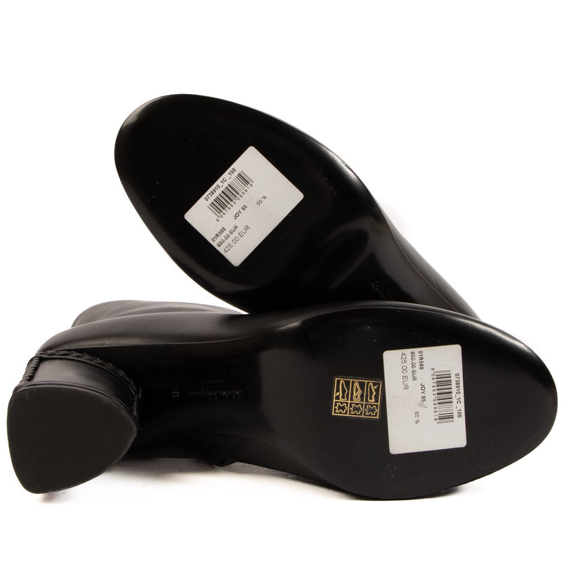 Shop 100% authentic second-hand Salvatore Ferragamo Joy 85 Leather Ankle Boots on Labellov.com