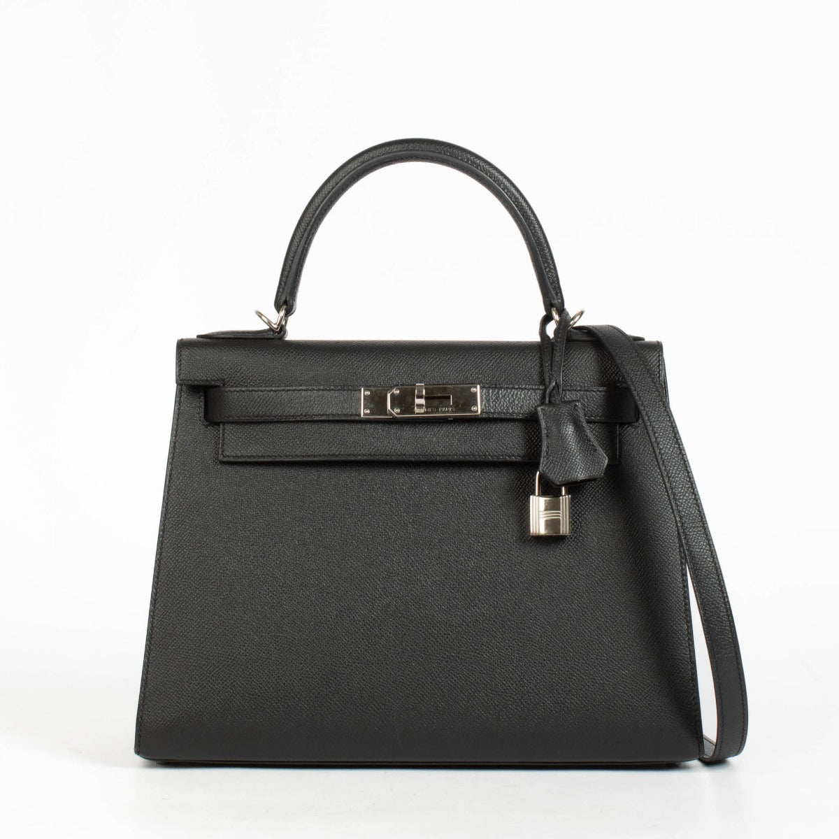 Authentic second hand Hermès Black Kelly 28 PHW on www.labellov.com