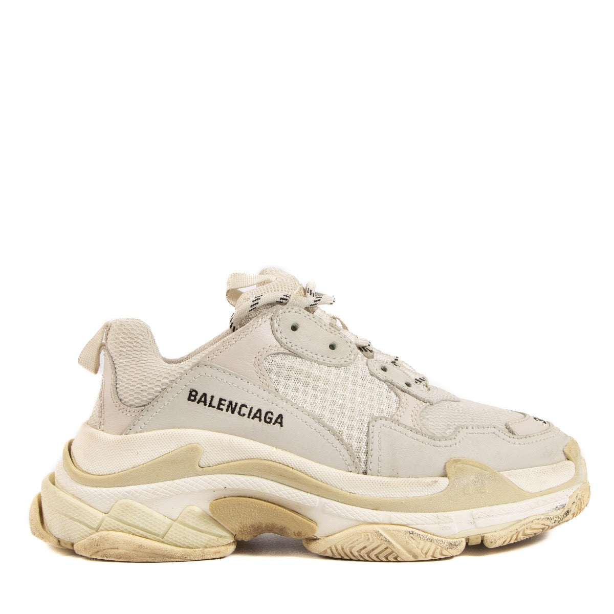 Shop 100% authentic second-hand Balenciaga White Triple S Sneakers - Size 38 on Labellov.com