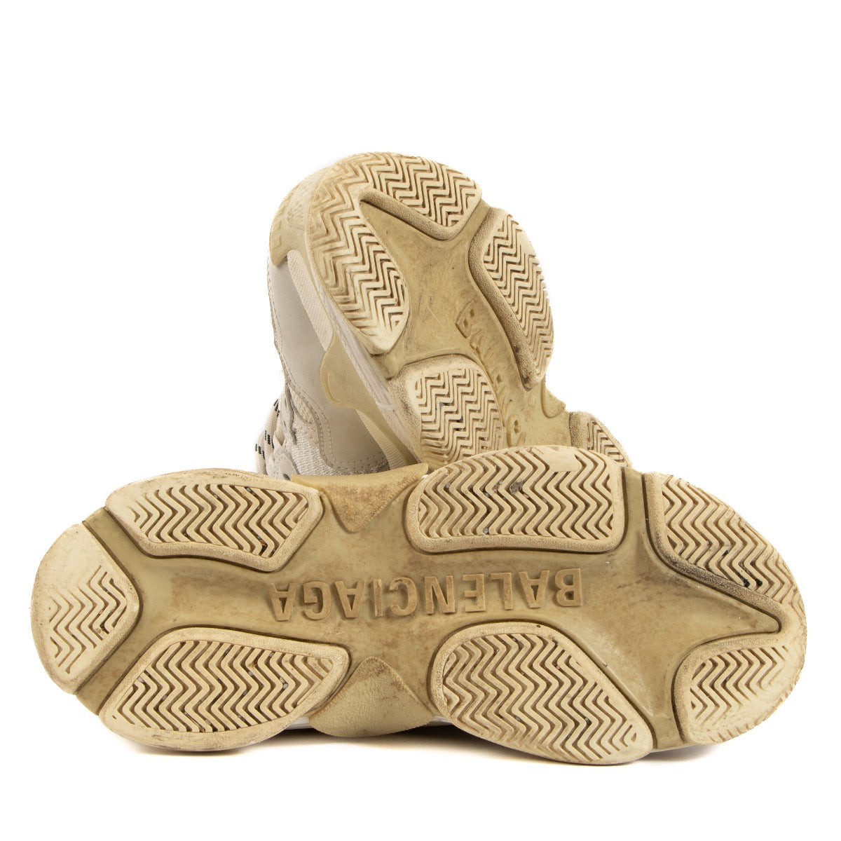 Shop 100% authentic second-hand Balenciaga White Triple S Sneakers - Size 38 on Labellov.com