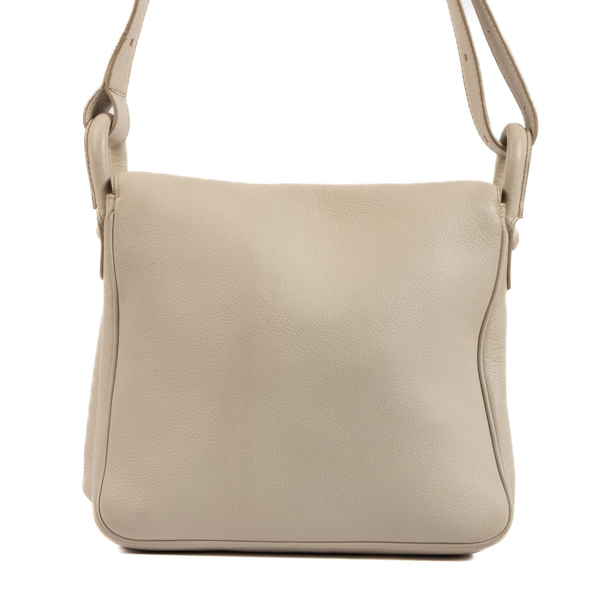 Shop safe online at Labellov in Antwerp, Brussels and Knokke this 100% authentic second hand Delvaux Beige Leather Brillant Crossbody