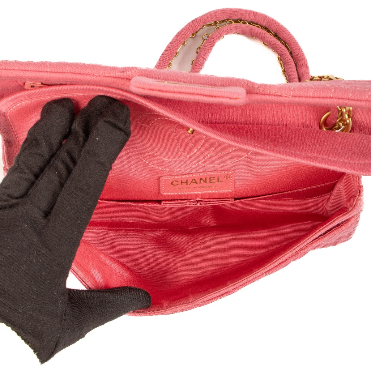Shop 100% authentic second-hand Chanel Reissue East West Double Flap Pink Crossbody on Labellov.com