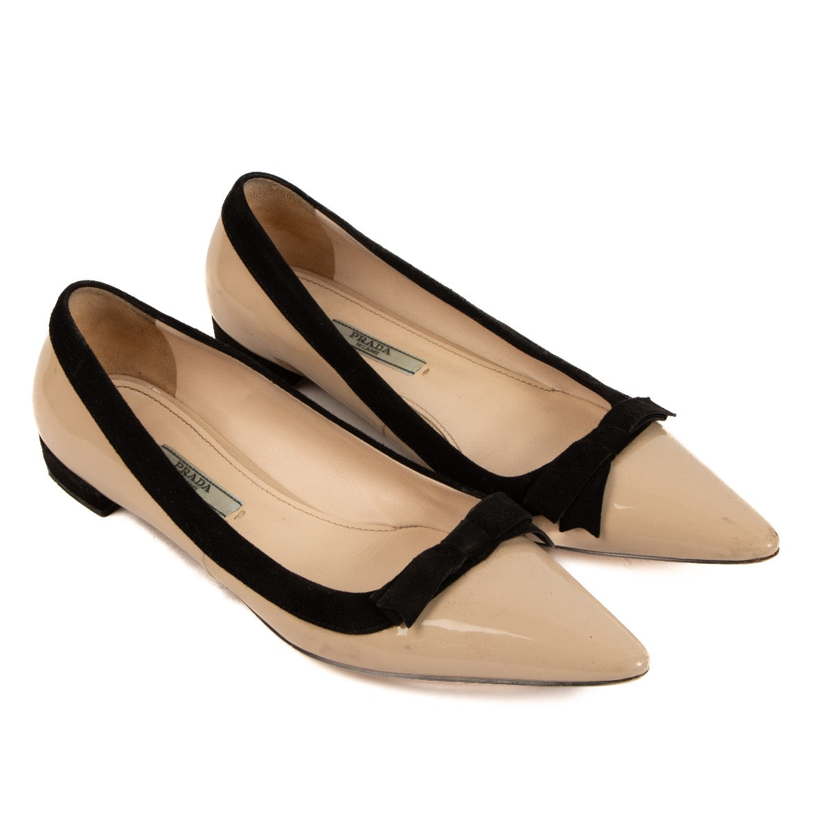 Shop 100% authentic second-hand Prada Beige Flats - Size 37 1/2 on Labellov.com