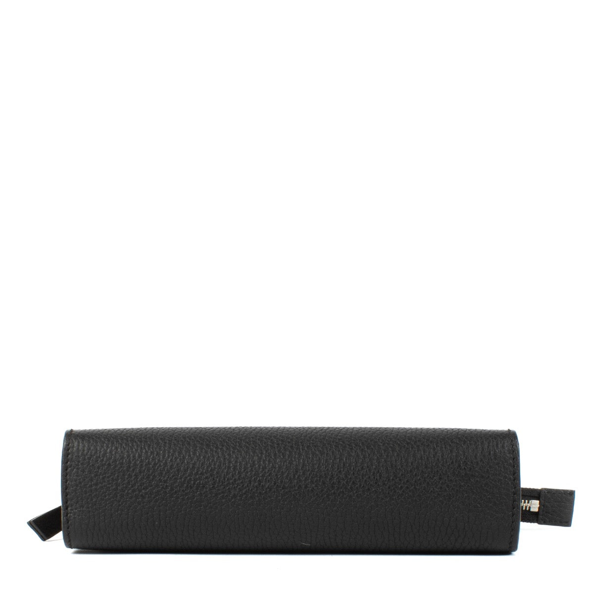 Shop safe online at Labellov in Antwerp, Brussels and Knokke this 100% authentic second hand Dolce & Gabbana Black Pochette
