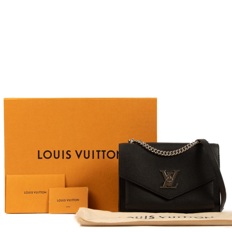 Shop safe online at Labellov in Antwerp, Brussels and Knokke this 100% authentic second hand Louis Vuitton Black Chain MyLockMe Crossbody