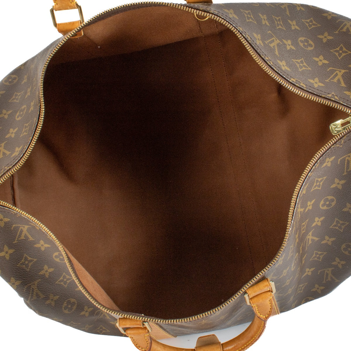 Shop safe online at Labellov in Antwerp, Brussels and Knokke this 100% authentic second hand Louis Vuitton Monogram Keepall 55 Travel Bag