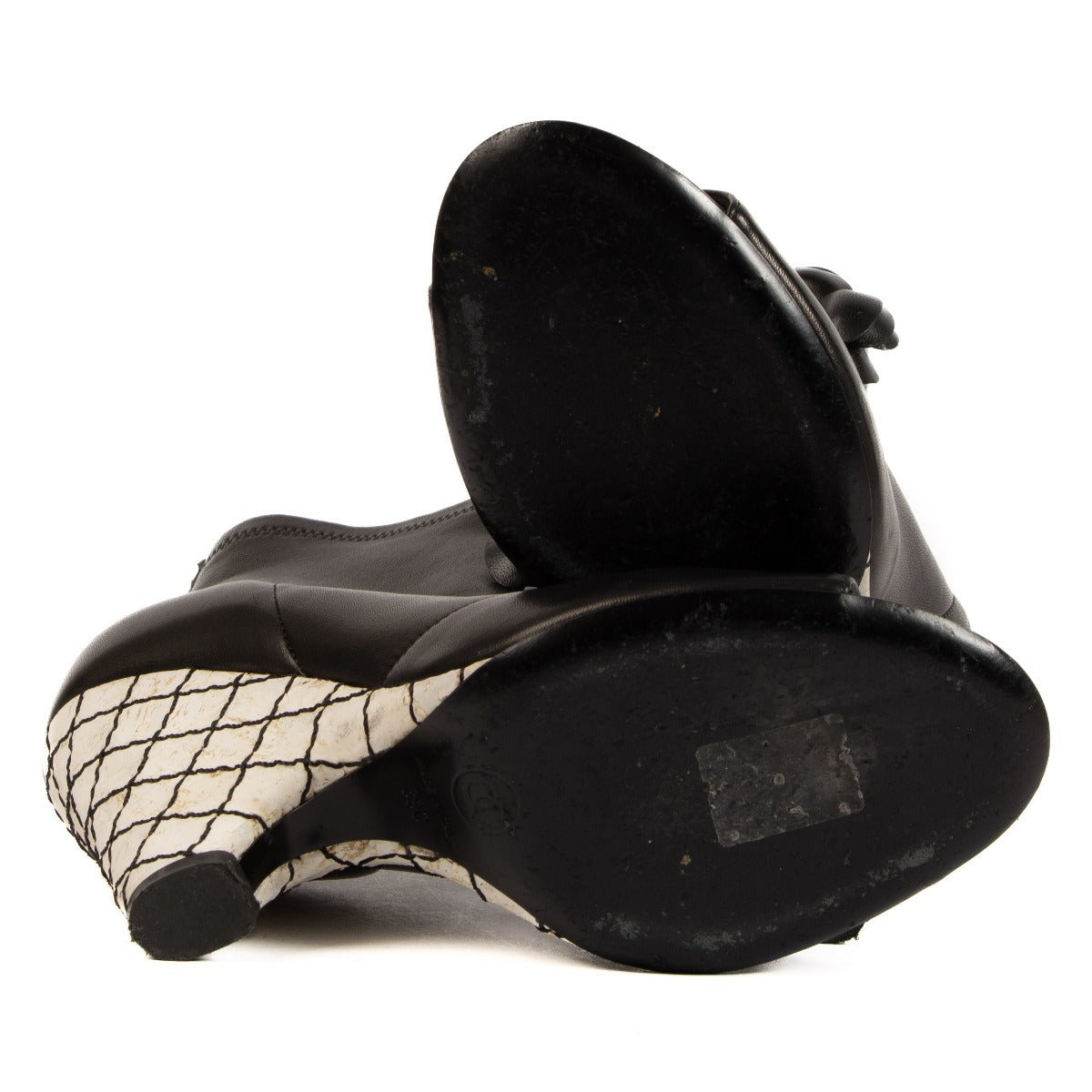 Bottes Chanel noires à bout ouvert et camélia - Taille 39