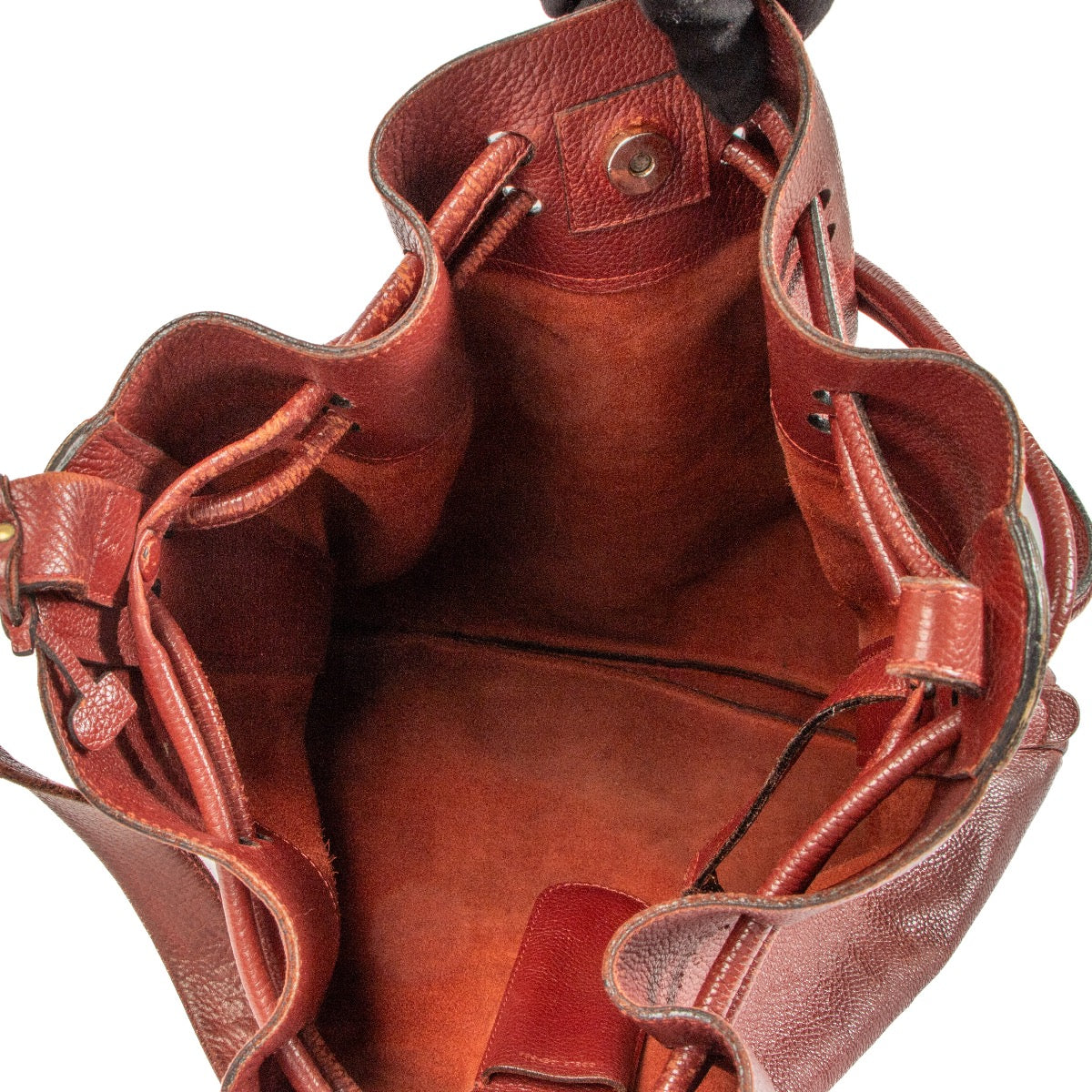 Shop 100% authentic second-hand Delvaux Burgundy Shoulder Bag on Labellov.com
