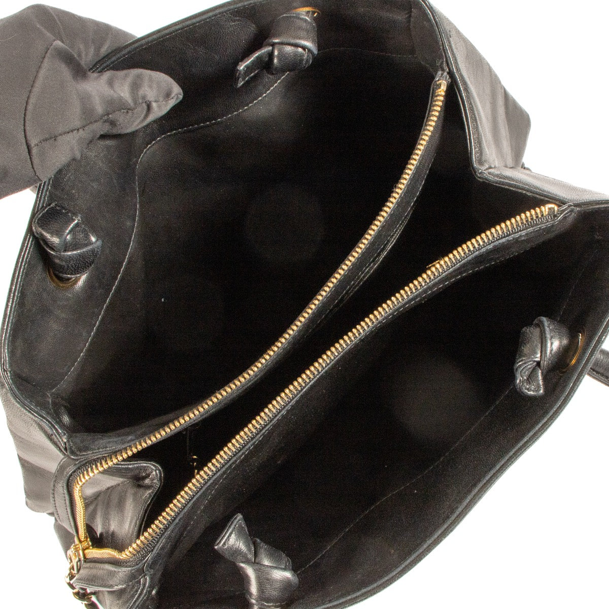 shop 100% authentic second hand Chanel Black Leather Vintage Tote Bag on Labellov.com