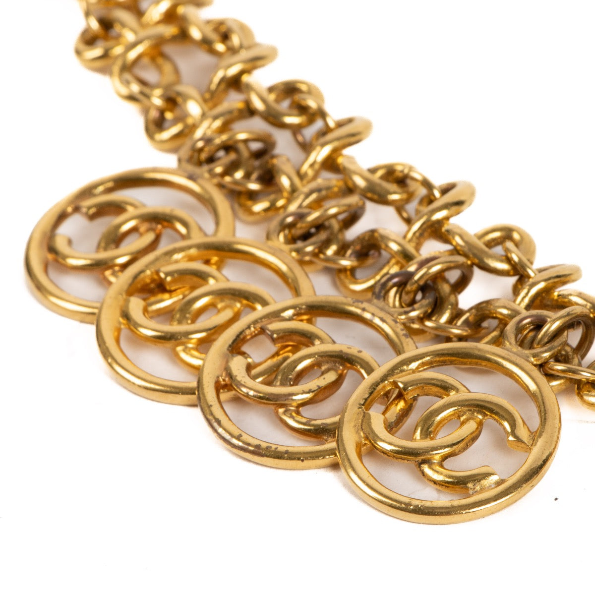 Shop 100% authentic second-hand Chanel 93P Gold CC Charm Bracelet on Labellov.com