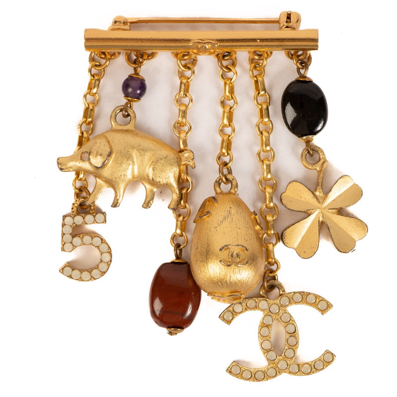 Shop 100% authentic second-hand Chanel 01A Gold Charm Brooch on Labellov.com