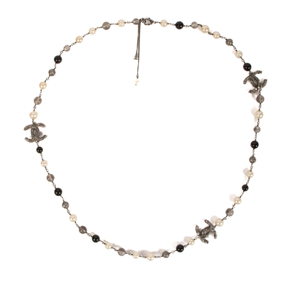 Shop 100% authentic second-hand Chanel 13B CC Pearl Bead Necklace on Labellov.com