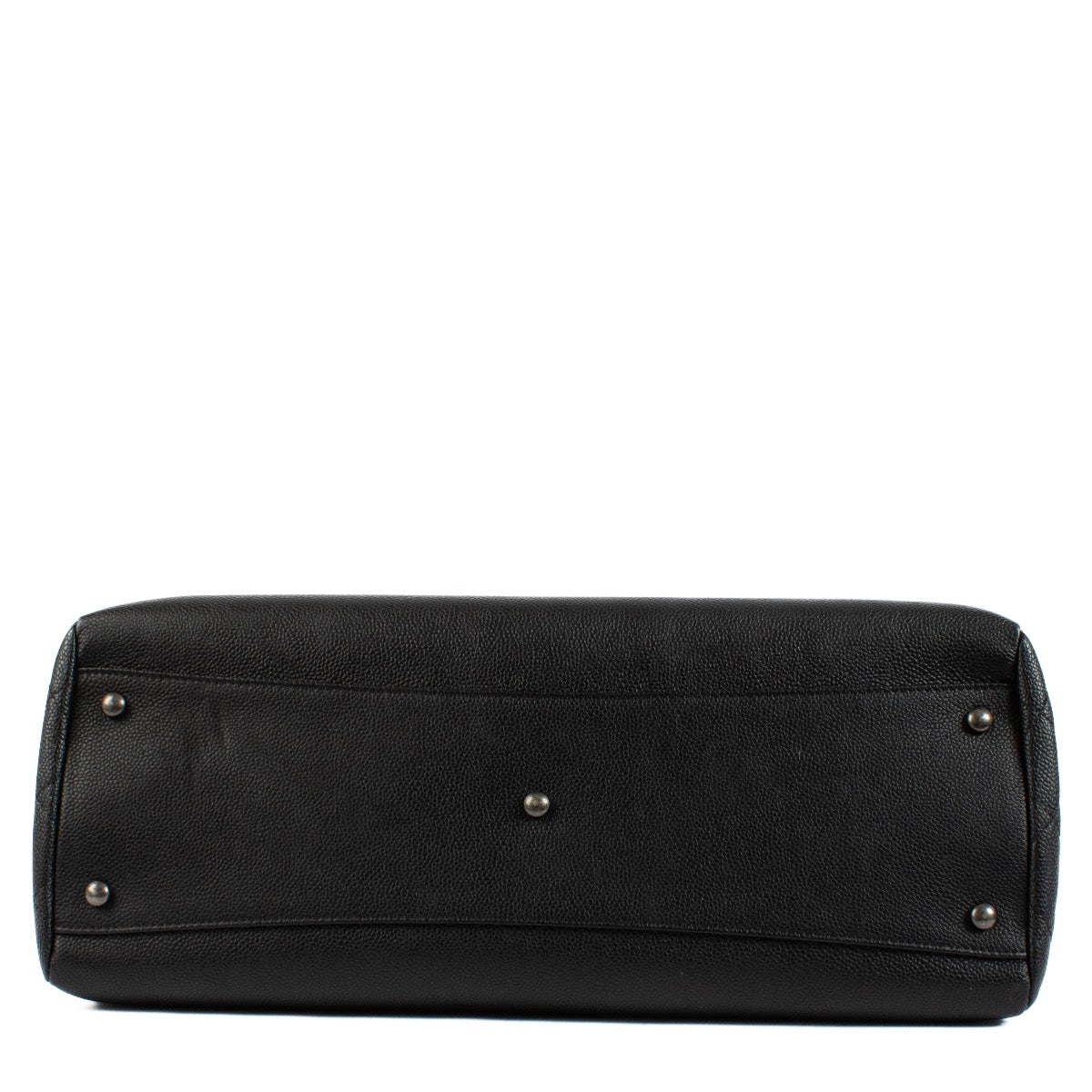 Shop safe online at Labellov in Antwerp, Brussels and Knokke this 100% authentic second hand Chanel Black Calfskin Coco Break Large Tote Bag