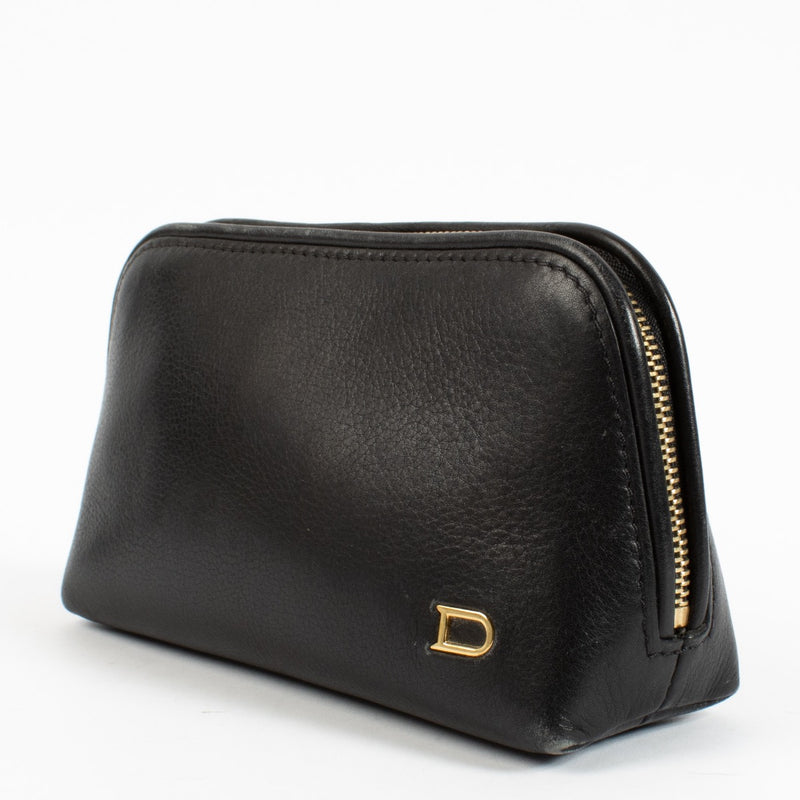 Shop safe online at Labellov this 100% authentic second hand Delvaux Black Leather Pouch