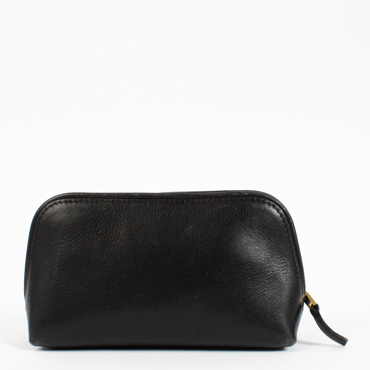 Shop safe online at Labellov this 100% authentic second hand Delvaux Black Leather Pouch