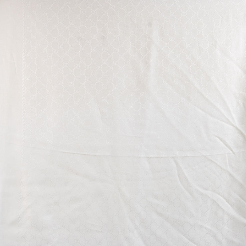 shop 100% authentic second hand Gucci Off White Scarf on Labellov.com