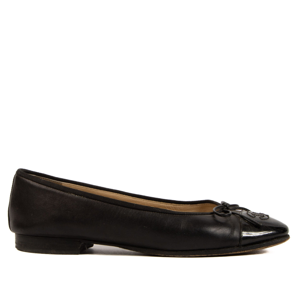 Chanel Black Ballerina Flats - size 37