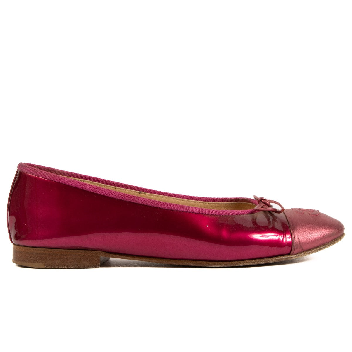 Shop 100% authentic second-hand Chanel Purple Ballerinas - Size 37 on Labellov.com