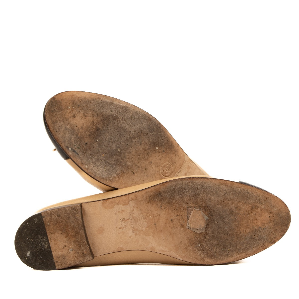 Shop 100% authentic second-hand Chanel Beige Ballerinas - Size 39 1/2 on Labellov.com