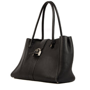 Shop 100% authentic second-hand Delvaux Black Brillant Cabriolet Shoulder Bag on Labellov.com