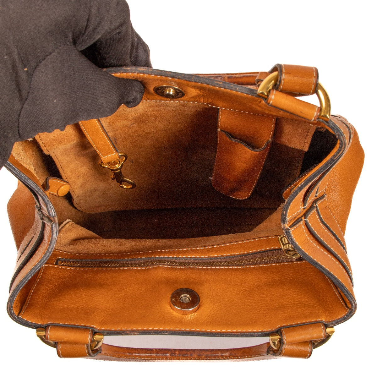 Shop 100% authentic second-hand Delvaux Cognac Canter Roseau Bucket Bag on Labellov.com
