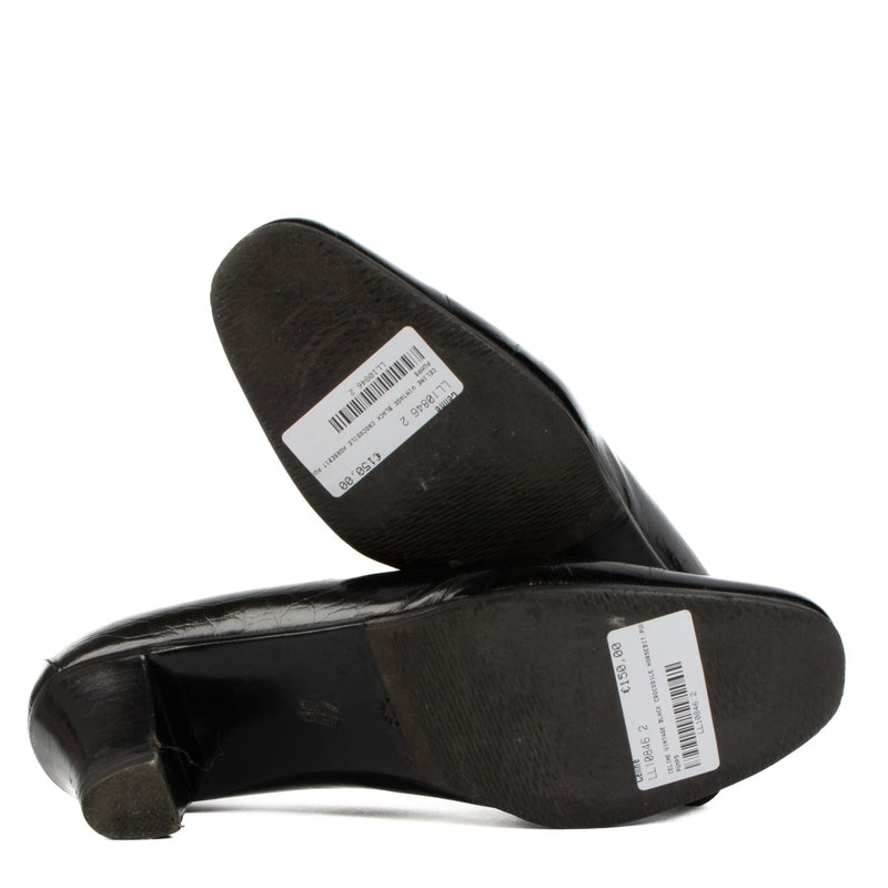 Shop authentic second hand Celine Vintage Black Crocodile Horsebit Pumps - Size 38 on Labellov.com