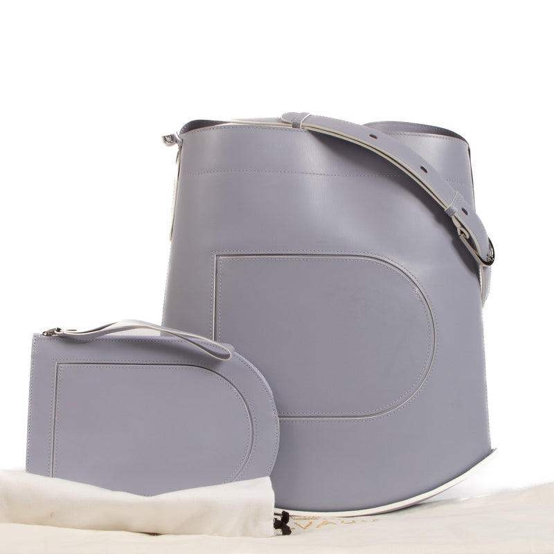 Buy an authentic second hand Delvaux Lilas/Ivory Box Calf Pin GM Bag in very good condition at Labellov.
