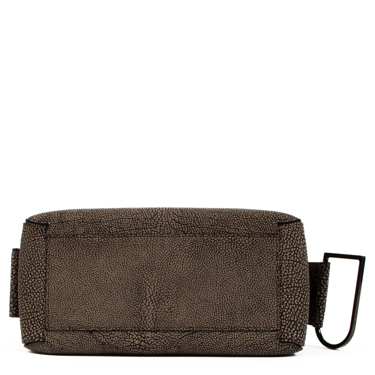 Buy authentic secondhand Delvaux bags at the right price at Labellov vintage webshop. Safe and secure online shopping. Koop authentieke tweedehands Delvaux tassen met juiste prijs bij Labellov.