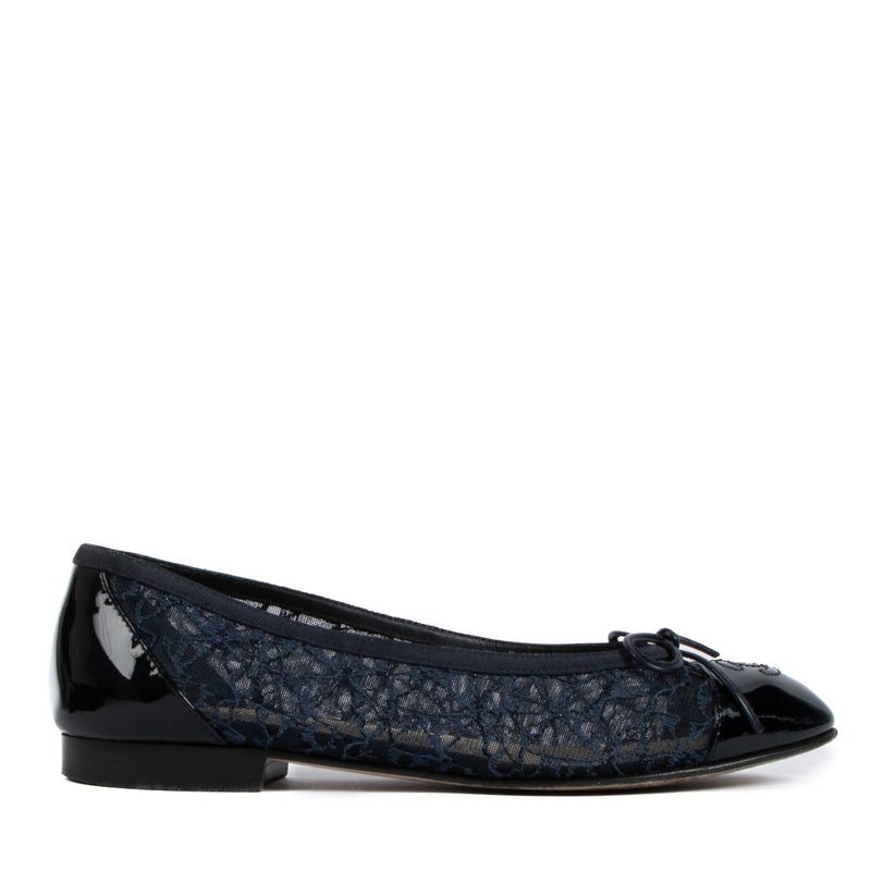 Chanel 15P Blue Lace Ballerinas