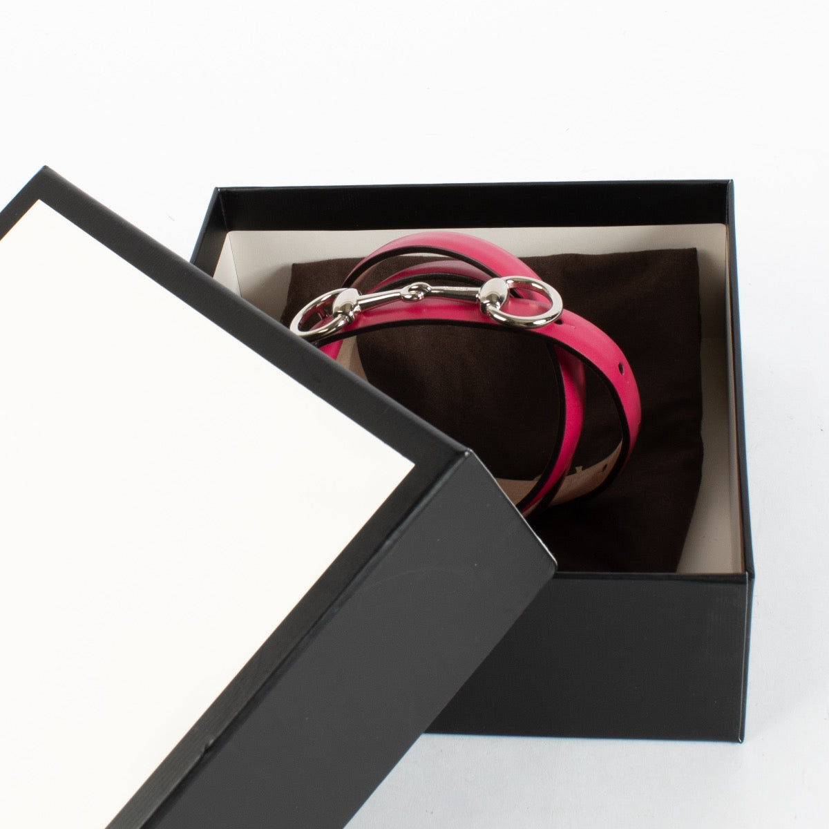 Authentic Preloved Gucci Pink Horsebit Slim Belt - Size 80 on Labellov.com