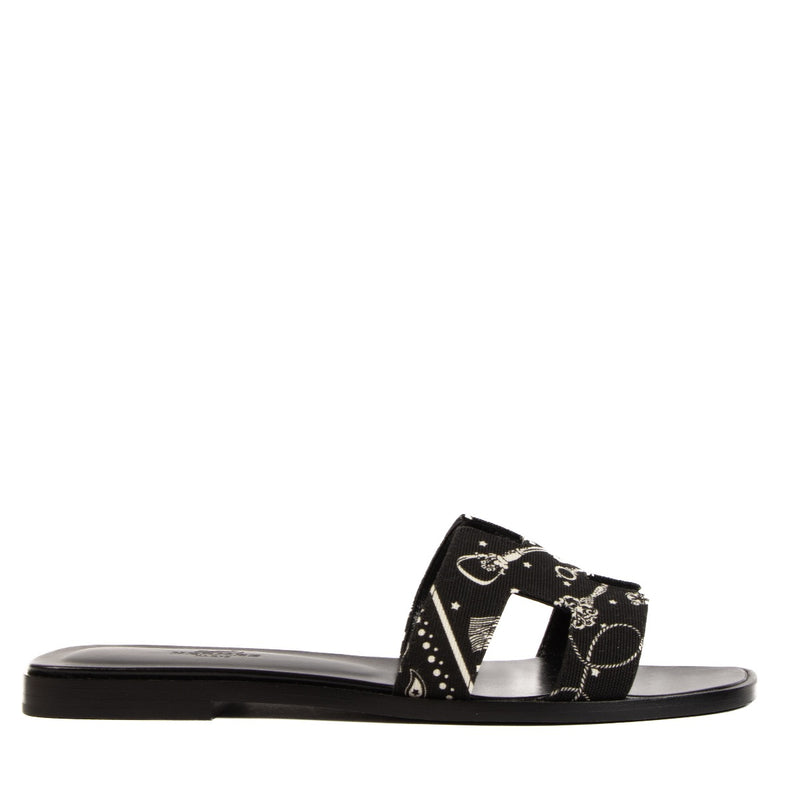 buy real authentic Hermès Black Oran Sandal safe online at Labellov.com or in Brussels, Knokke and Antwerp