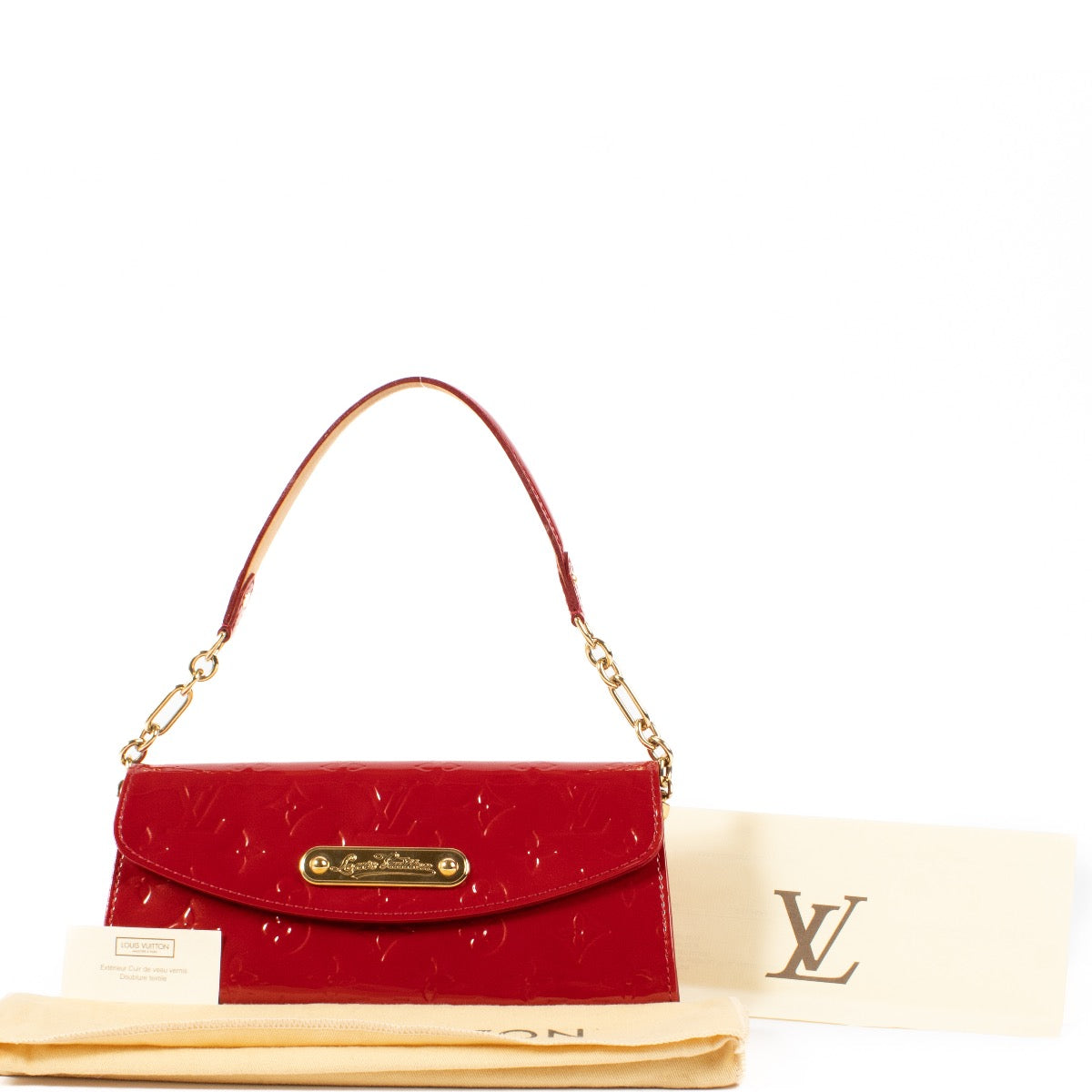 shop 100% authentic second hand Louis Vuitton Red Monogram Vernis Clutch on Labellov.com