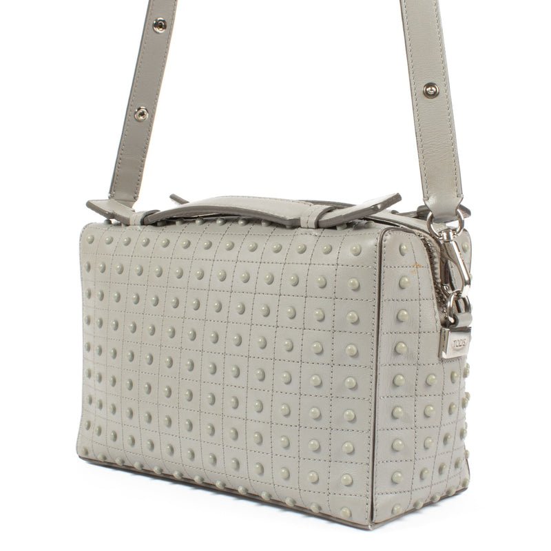 shop 100% authentic second hand Tod's Grey Gommino Bag on Labellov.com
