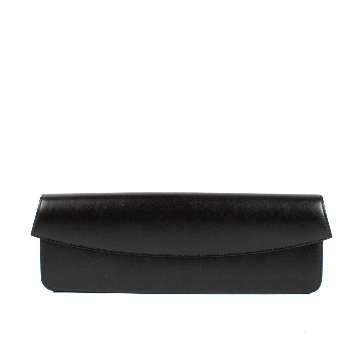 Shop safe online at Labellov in Antwerp, Brussels and Knokke this 100% authentic second hand Celine Black Smooth Calfskin Evening Clutch
