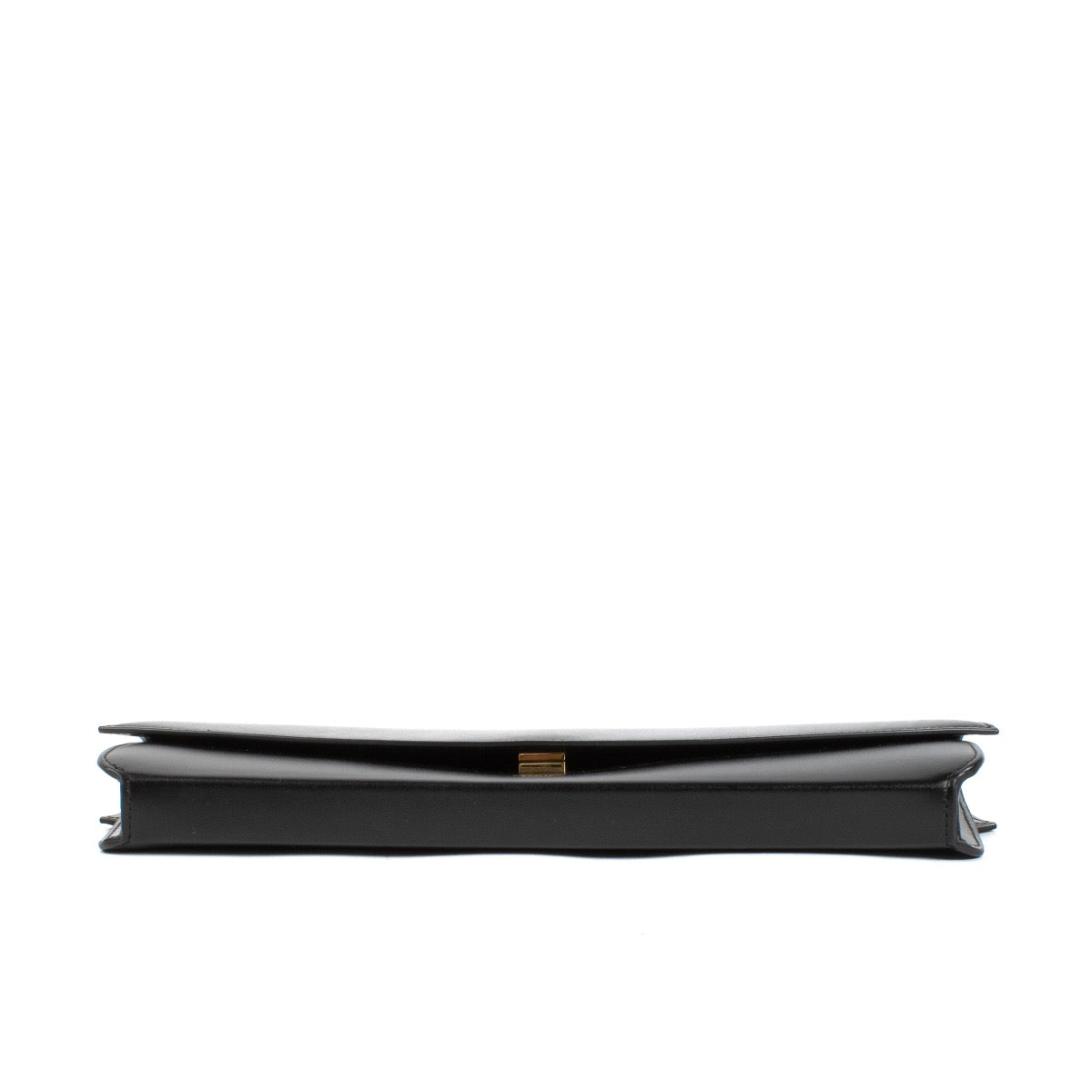 Shop safe online at Labellov in Antwerp, Brussels and Knokke this 100% authentic second hand Celine Black Smooth Calfskin Evening Clutch
