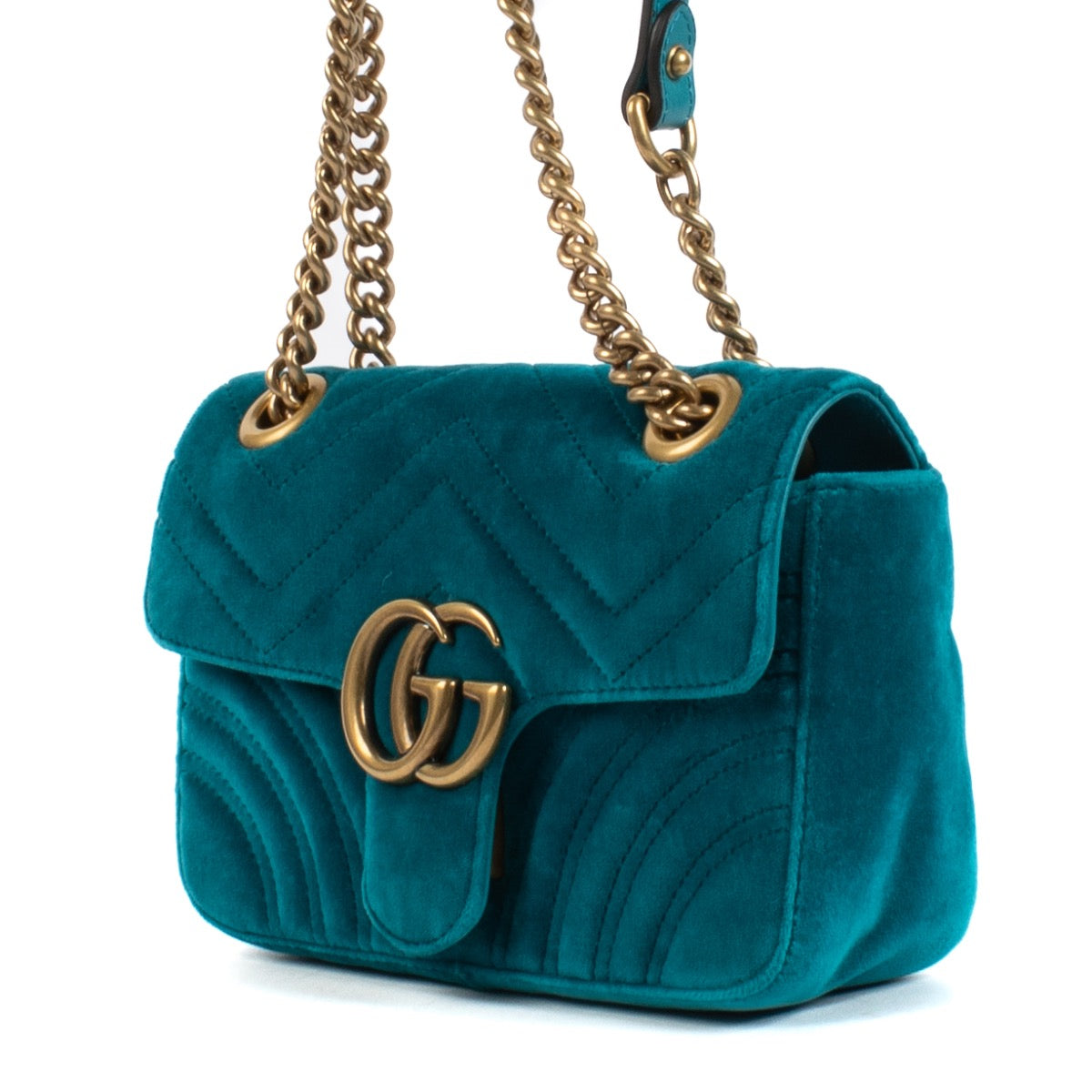 Shop safe online at Labellov in Antwerp and Knokke this 100% authentic second hand Gucci Blue Suede Mini Marmont Crossbody Bag