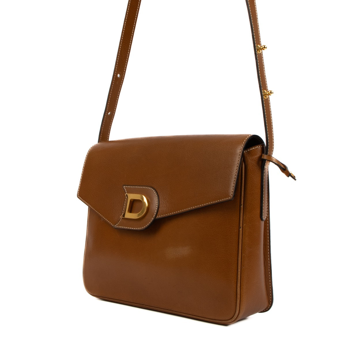 Shop 100% authentic second-hand Delvaux Cognac Grained Shoulder Bag on Labellov.com