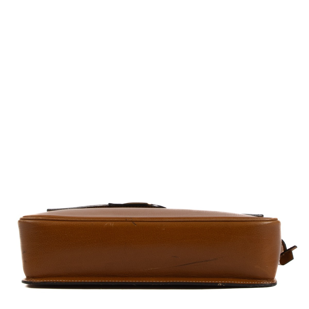 Shop 100% authentic second-hand Delvaux Cognac Grained Shoulder Bag on Labellov.com