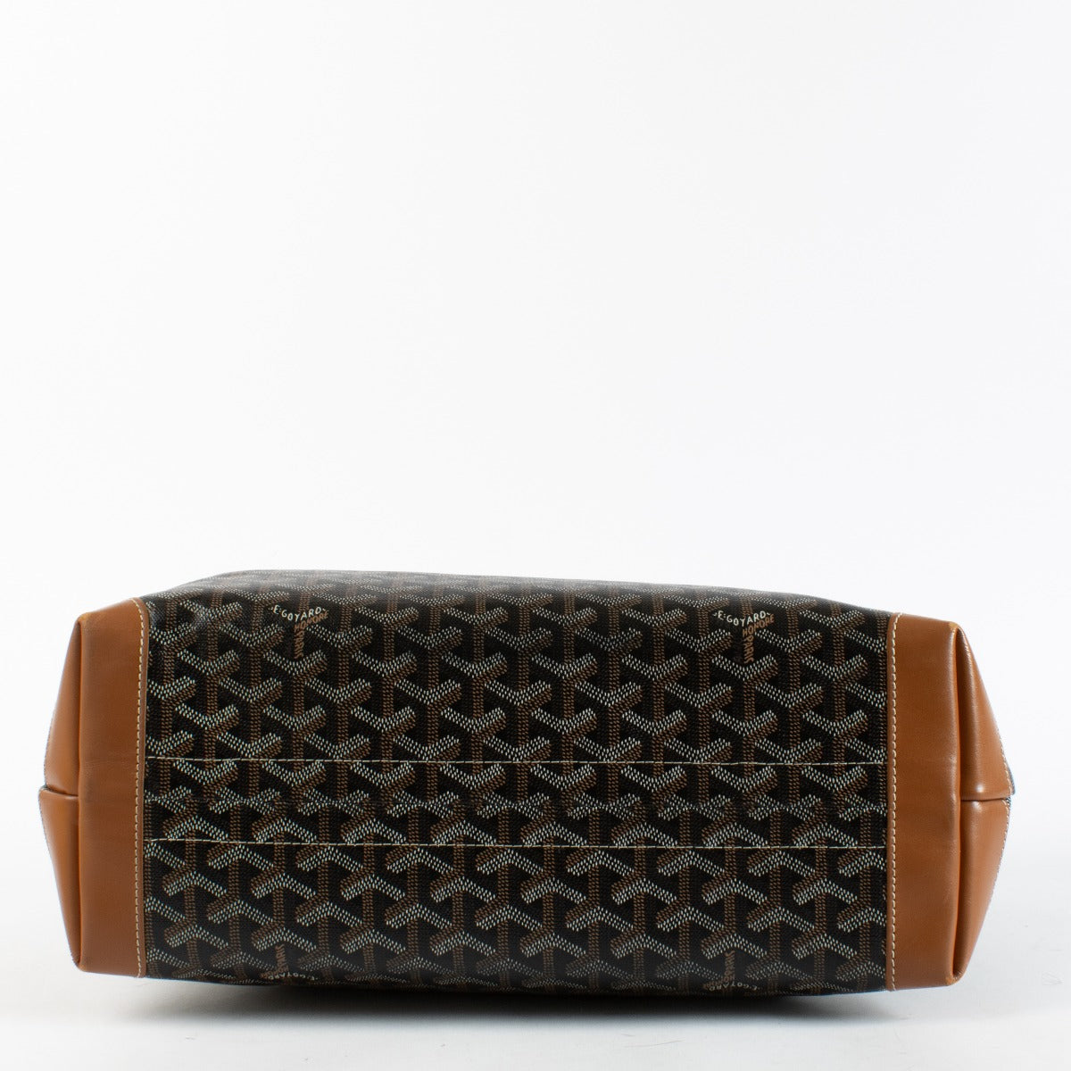 Goyard Bellechasse Shopper Tan and Black at Labellov.com