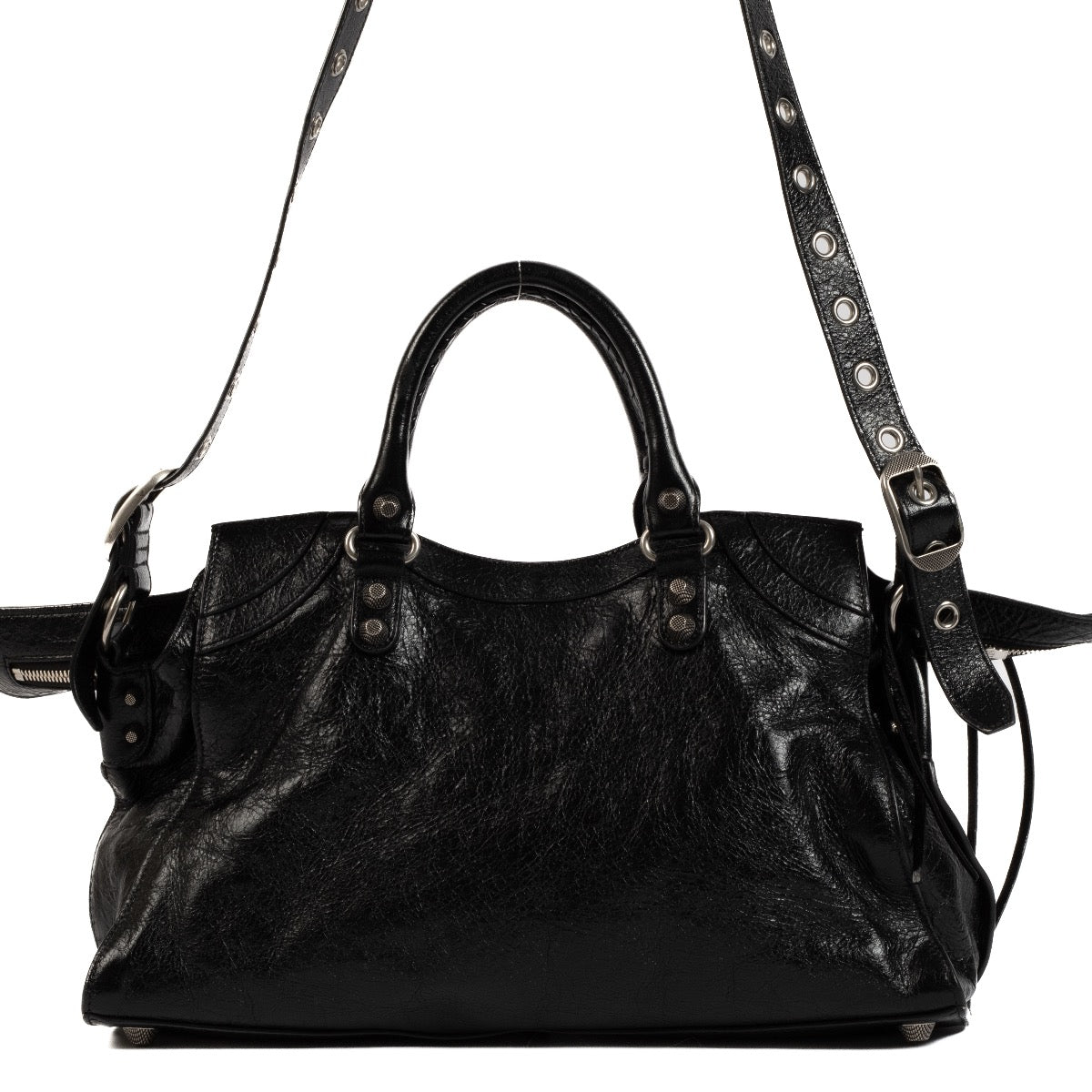 Balenciaga Black Neo Cagole City Bag for the best price at Labellov secondhand luxury in Antwerp, Knokke, Brussels and with worldwide shipping. Buy and sell your preloved and brand new designer bags for the best price online.