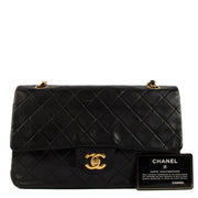 Shop safe online at Labellov in Antwerp, Brussels and Knokke this 100% authentic second hand Chanel Black Lambskin Medium Classic Flap Bag