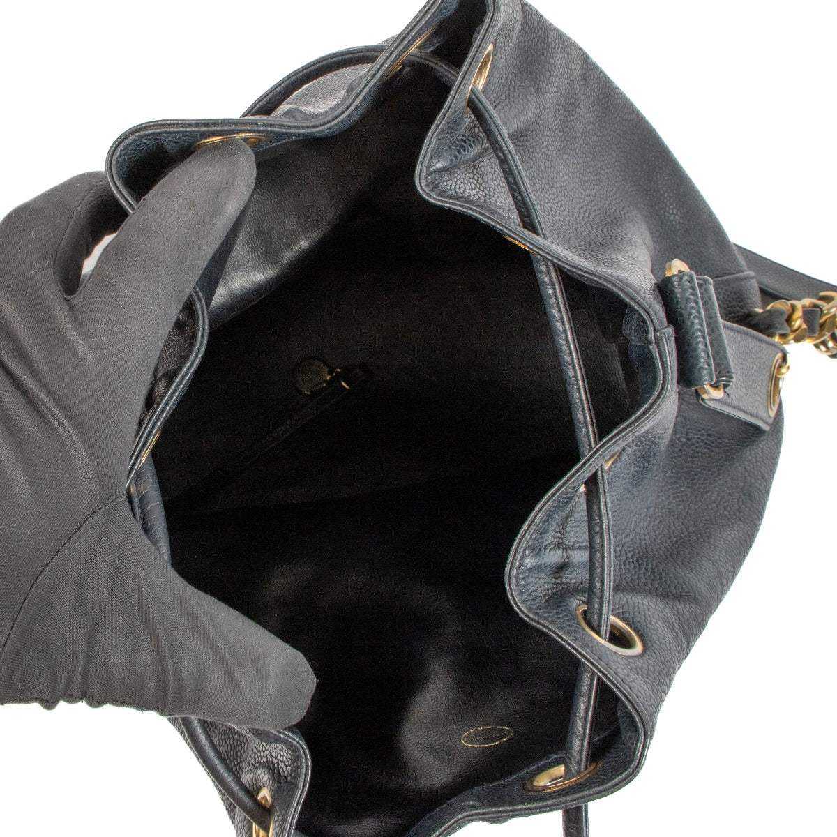 Sac seau Chanel vintage en cuir caviar bleu