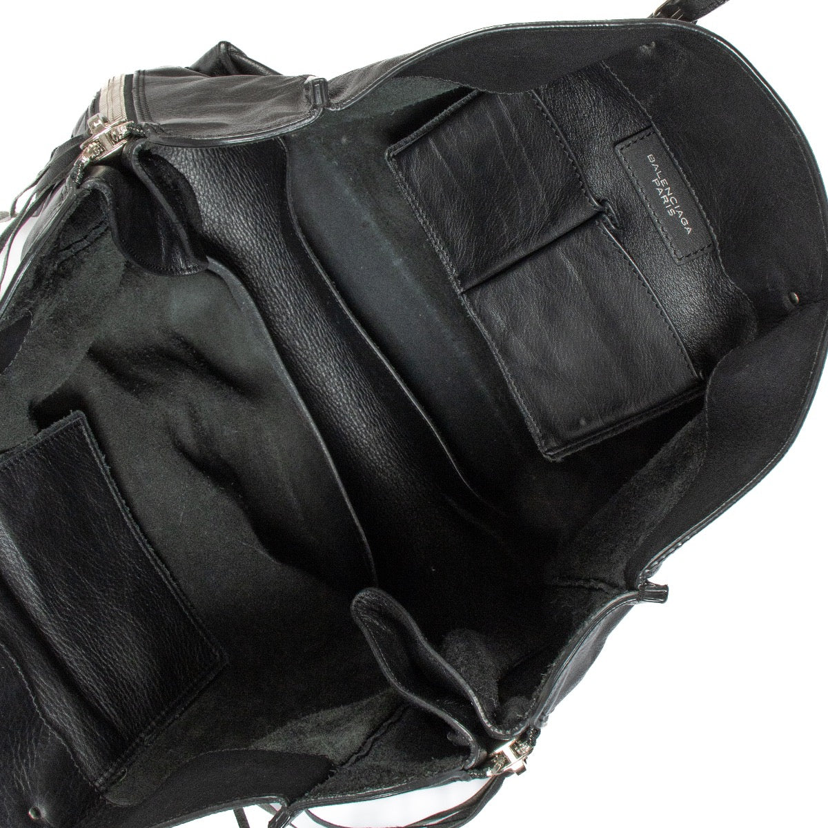 Shop safe online at Labellov in Antwerp, Brussels and Knokke this 100% authentic second hand Balenciaga Black Paper A4 Tote Bag