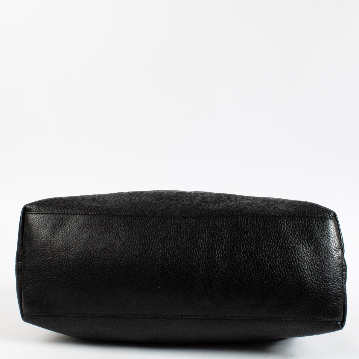Shop 100% authentic second hand Gucci Black Soho Medium Hobo Shoulder Bag on Labellov.com