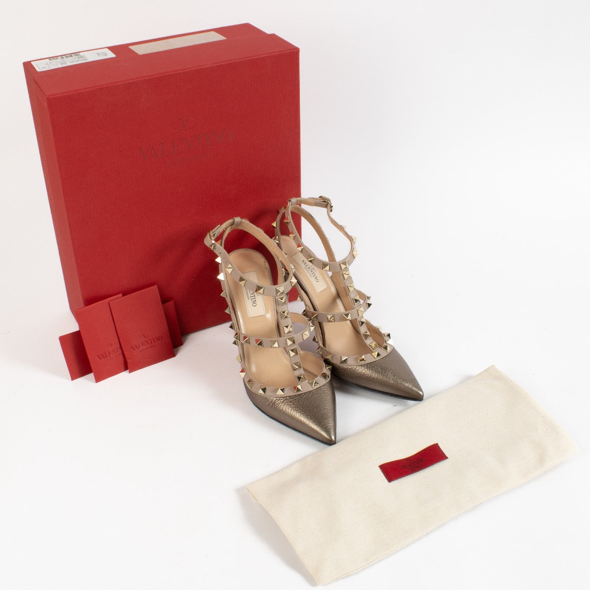 Shop 100% authentic second hand Valentino Garavani Rockstud Cage Pumps on Labellov.com