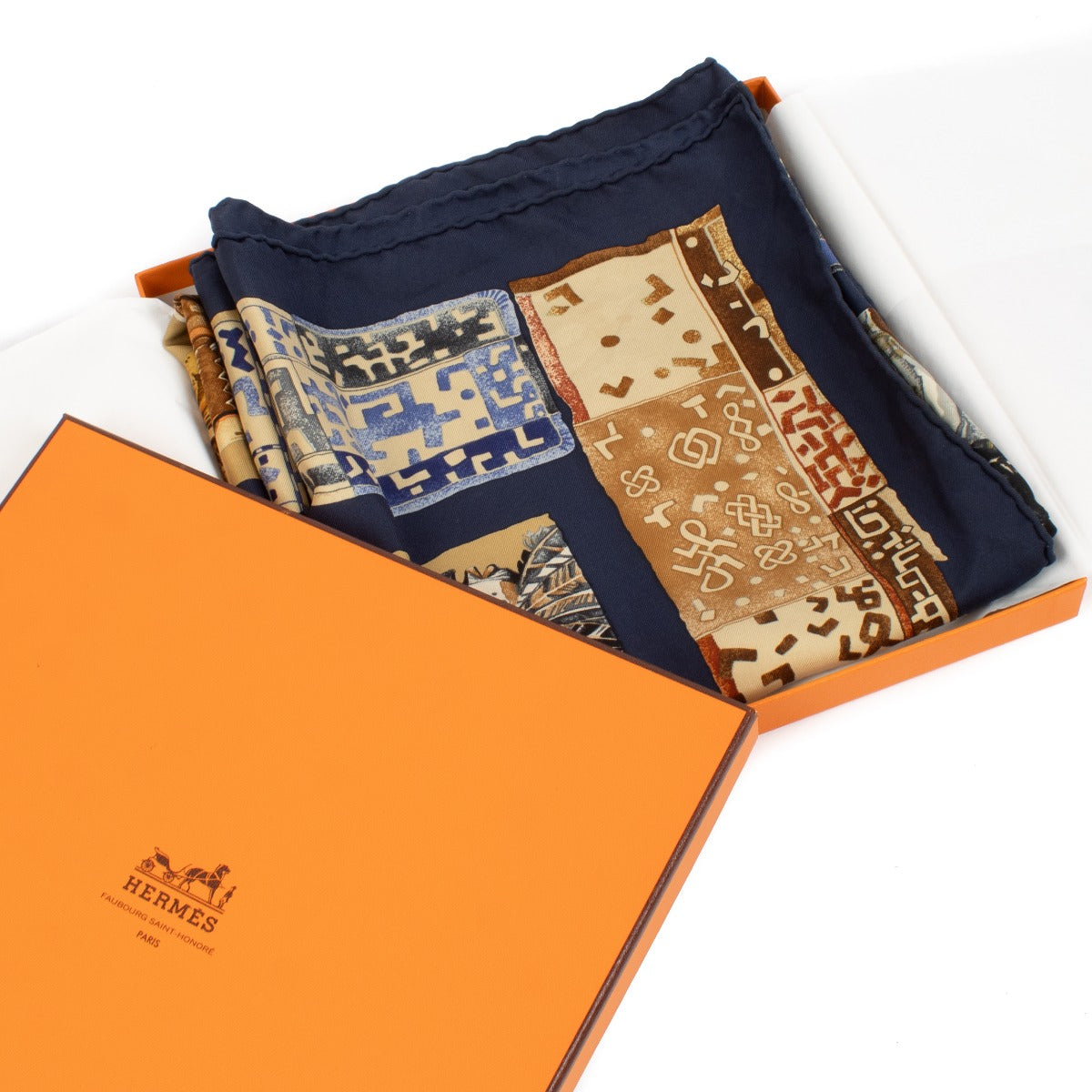 100% authentic pre loved Hermès Persona By Loic Dubigeon 1997 Blue Scarf on Labellov.com